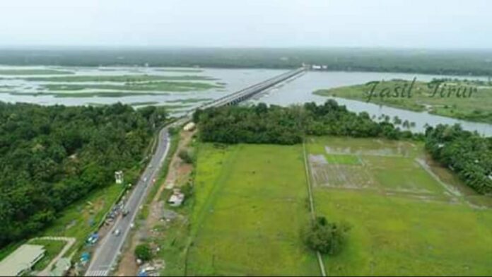 ചമ്രവട്ടത്ത് ഗതാഗത നിരോധനം