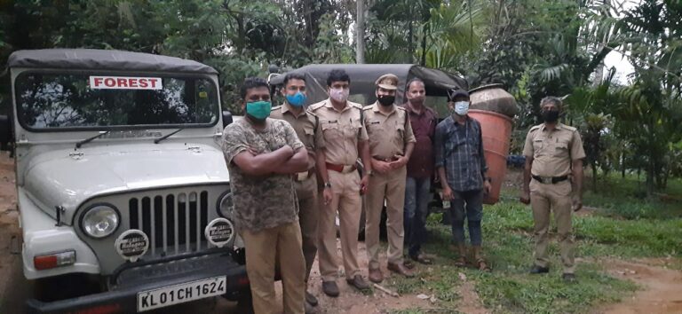 വന ഭൂമിയിലെ വാറ്റ് കേന്ദ്രം തകർത്തു