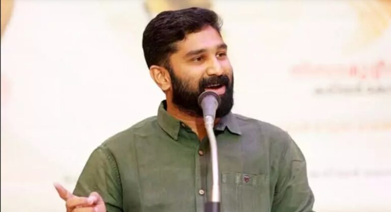 എന്തിനാണിത്ര ഡെക്കറേഷൻ: വി. ടി. ബെൽറാം