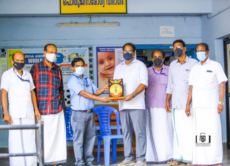 ഡോക്ടർ മനുലാലിനെ ആദരിച്ചു