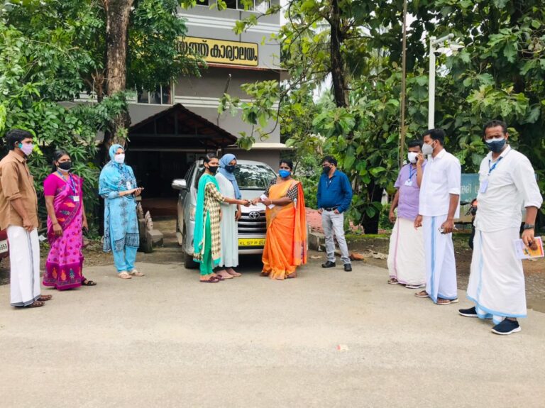 കാരശ്ശേരിയിൽ മൊബൈൽ ഹെൽത്ത് യൂണിറ്റ് ആരംഭിച്ചു.