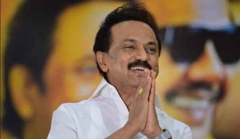 സുവർണ്ണാവസരം  ദളപതി കൈവിട്ടില്ല.