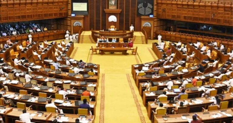 നിയമസഭയിൽ കൊണ്ടുവന്ന അടിയന്തര പ്രമേയത്തിൽ ഭരണ-പ്രതിപക്ഷ ബഹളം