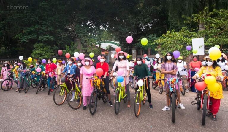 തിരുവനന്തപുരത്ത് ഫാൻസി വുമൺ ബൈക്ക് റൈഡ്