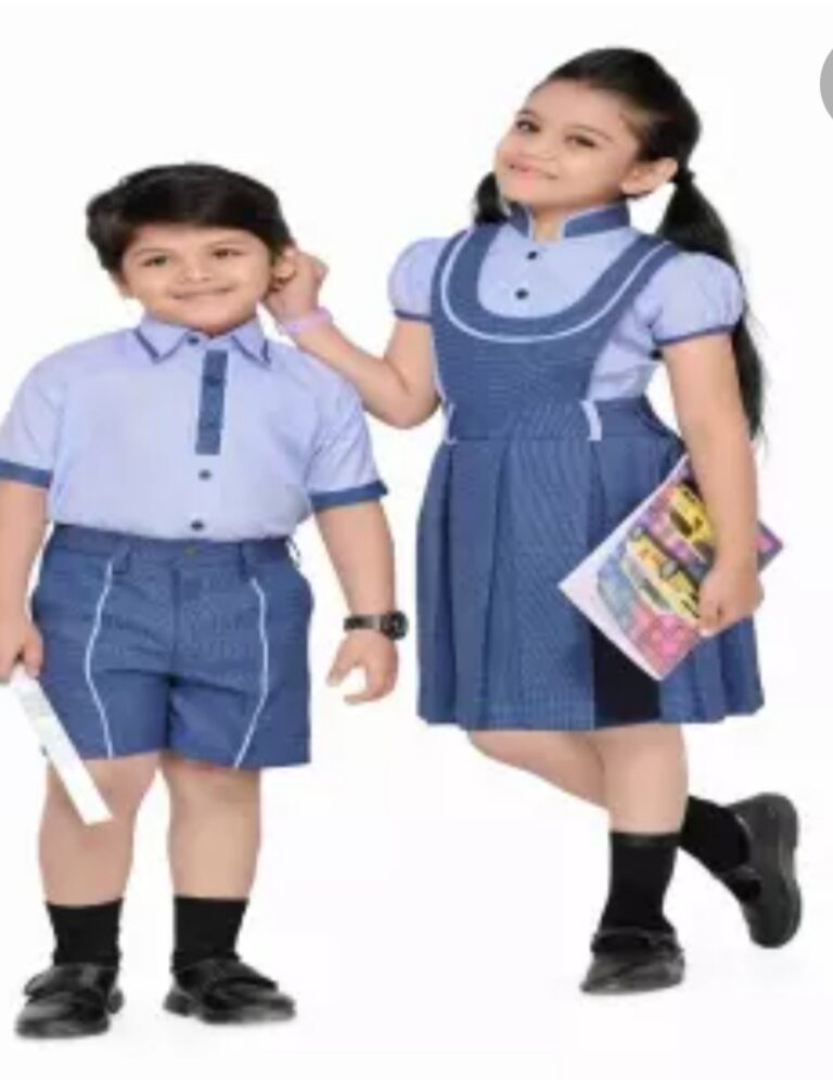 സ്കൂൾ യൂണിഫോം: സൗജന്യ കൈത്തറി യൂണിഫോം പദ്ധതിക്കായി 20 കോടി രൂപ അനുവദിച്ച് സർക്കാർ ഉത്തരവായി.