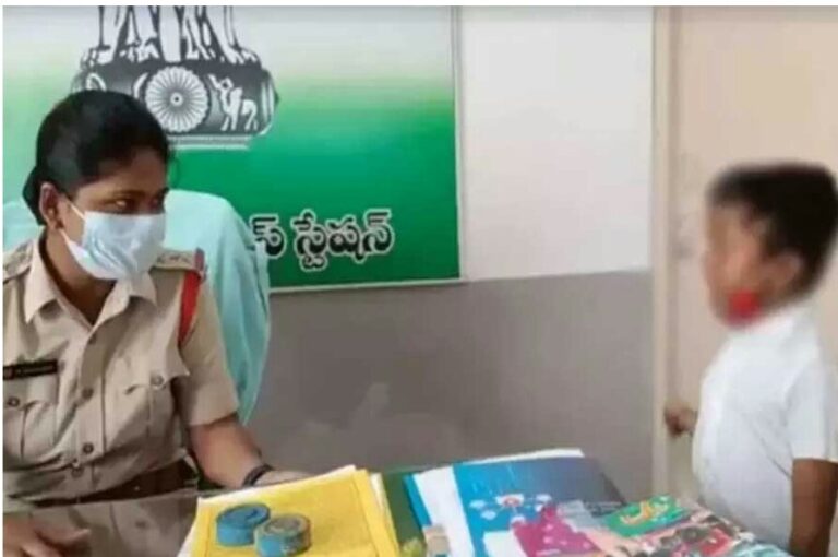 അധ്യാപിക മർദിച്ചു; പൊലീസ് സ്റ്റേഷനിലെത്തി പരാതി നൽകി മൂന്നാം ക്ലാസുകാരൻ