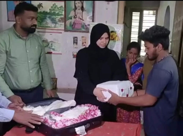 ഒരിക്കൽ പോലും നേരിൽ കണ്ടിട്ടില്ല, രാജ്കുമാറിന്റെ ചിതാഭസ്മം ദുബായിയിൽ സൂക്ഷിച്ചത് മാസങ്ങളോളം, യുഎയിൽ നിന്ന് ചിതാഭസ്മം കൊണ്ടുവരുന്നത് ഇതാദ്യം, കന്യാകുമാരിയിൽ ഒഴുക്കി
