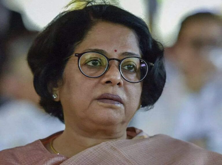 വരുമാനം കണ്ട് ക്ഷേത്രങ്ങൾ ഏറ്റെടുക്കാൻ കമ്മ്യൂണിസ്റ്റ് സർക്കാരുകളുടെ ശ്രമം: ഇന്ദു മൽഹോത്ര