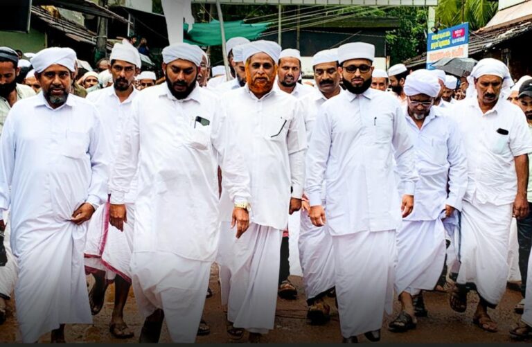 താത്തൂർ ശുഹദാ മഖാം ഉറൂസിന് സമാപനം കുറിച്ചു.