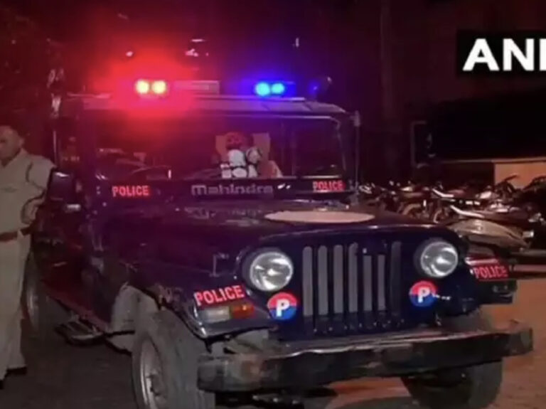 ‘വർഷങ്ങളായുള്ള ചാറ്റിങ് അവസാനിപ്പിച്ചത് ഇഷ്ടമായില്ല’; 16കാരിക്ക് നേരെ വെടിയുതിർത്തു, യുവാക്കൾ അറസ്റ്റിൽ