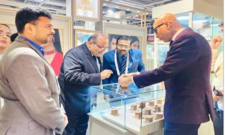 ആഭരണ രംഗത്തെ ഇന്ത്യന്‍ കരുത്തുമായി പവലിയന്‍