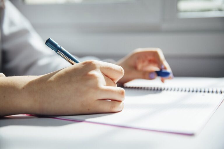 ജെ ഇ ഇ മെയിൻ പരീക്ഷ ജനുവരി 24 മുതൽ: അപേക്ഷ ജനുവരി 12 വരെ