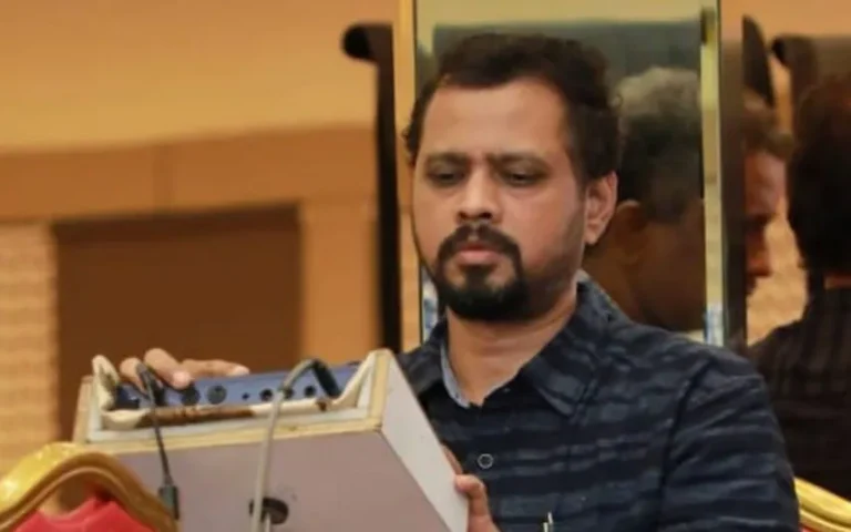 മലയാളി വയലിനിസ്റ്റ് ശാലിഷ് ശശിധരന്‍ കുഴഞ്ഞുവീണ് മരിച്ചു