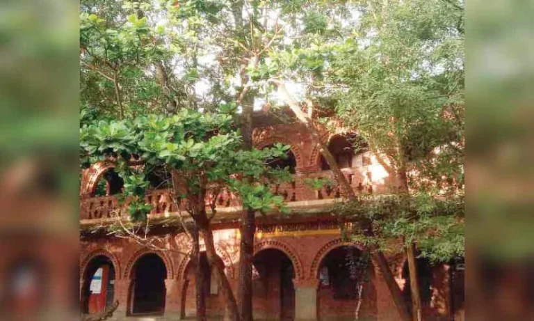 അന്താരാഷ്ട്ര നിലവാരത്തിലേക്ക് ചുവടുവെച്ച്‌ ശാന്തിപുരം മുഹമ്മദ് അബ്ദുറഹിമാന്‍ സ്മാരക  സ്കൂള്‍