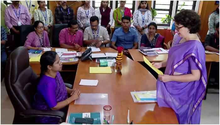 കന്നിയങ്കത്തിന് പ്രിയങ്ക; വയനാട്ടില്‍ പത്രിക സമര്‍പ്പിച്ചു; സാക്ഷിയായി റോബര്‍ട്ട് വാധ്‌രയും മകനും