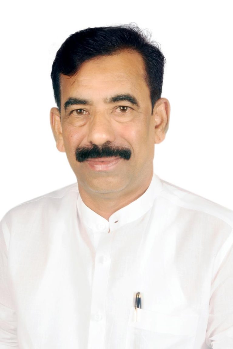 സലിം കളക്കര ഒഐസിസി റിയാദ് സെൻട്രൽ കമ്മറ്റി അമരത്തേക്ക്