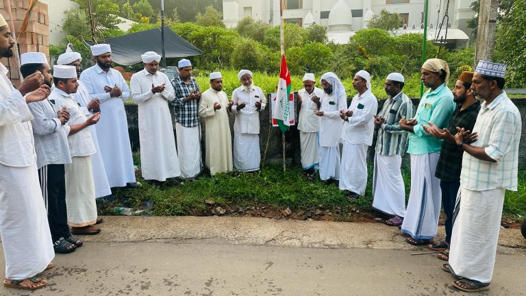 എസ് വൈ എസ് സ്ഥാപകദിനം വിപുലമായ ആഘോഷങ്ങളോടെ നടത്തി