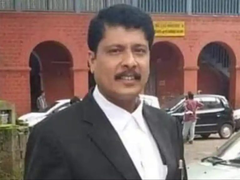 തലതാഴ്ത്തി മാപ്പ് പറഞ്ഞ് വിഡിയോ, പിന്നാലെ ആത്മഹത്യ; മനുവിന്റെ മൃതദേഹം കണ്ടത് ജൂനിയര്‍ അഭിഭാഷകര്‍