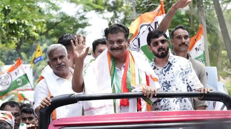 എന്നെ മന്ത്രിയാക്കണം, ആഭ്യന്തരവും വനംവകുപ്പും വേണം, പി വി അൻവര്‍; പ്രതിരോധവകുപ്പും വിദേശകാര്യവകുപ്പും കൂടി ചോദിക്കാമായിരുന്നു എന്ന് പരിഹസിച്ച്‌ വി ടി ബല്‍റാം