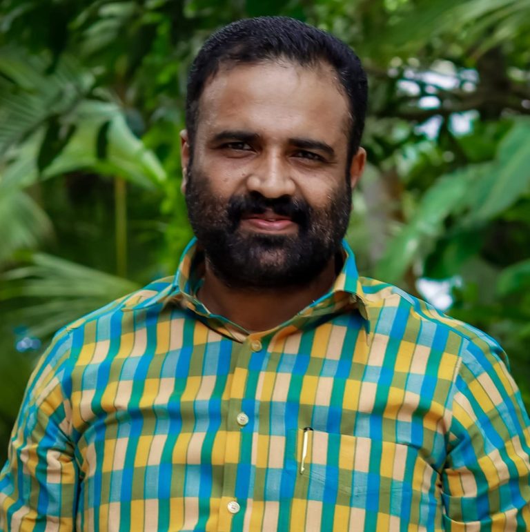 ഒഐസിസി “ഉമ്മൻ ചാണ്ടി സ്മൃതി പുരസ്കാരം” സി.ആർ മഹേഷ് എം.എൽ.എക്ക്