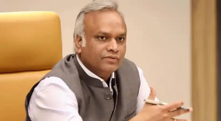 കേന്ദ്രത്തില്‍ കോണ്‍ഗ്രസ് അധികാരത്തില്‍ വന്നാല്‍ ആര്‍‌എസ്‌എസിനെ നിരോധിക്കും; പ്രിയങ്ക് ഖാര്‍ഗെ