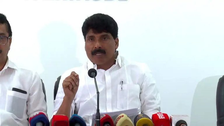 ബിജെപിക്ക് ആയുധം കൊടുക്കാനാണ് സിപിഎം ശ്രമം: ഇരട്ട വോട്ട് ആരോപണത്തില്‍ പ്രതികരിച്ച്‌ ടി. സിദ്ദിഖ്