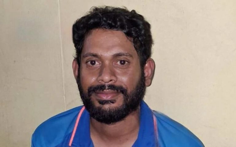 മുക്കം പൊലീസ് സ്റ്റേഷനിൽ മദ്യലഹരിയിലായ യുവാവിന്റെ പരാക്രമം.