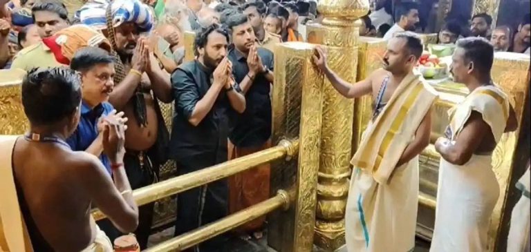 വിവാദങ്ങള്‍ക്കിടെ ശബരിമല ദര്‍ശനം നടത്തി രാഹുല്‍ മാങ്കൂട്ടത്തില്‍.