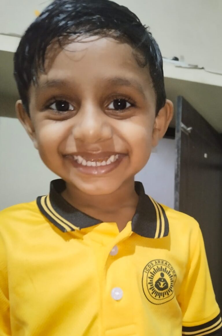 മുക്കം കാരശ്ശേരിയിൽ വാഹനാപകടം; മൂന്നു വയസ്സുകാരന് ദാരുണാന്ത്യം