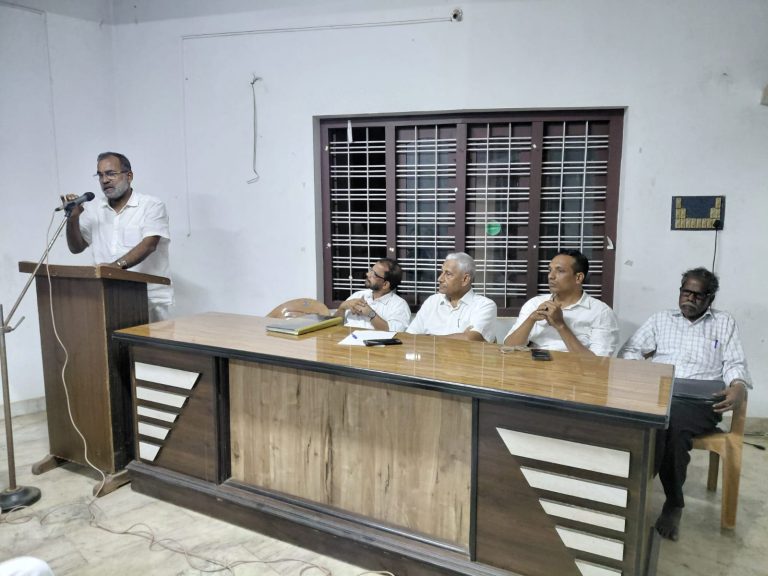 ജനസേവനത്തിനായി ജീവിച്ച ഉദ്യോഗസ്ഥൻ; കെ. ടി. കുഞ്ഞാലിയെ അനുസ്മരിച്ചു