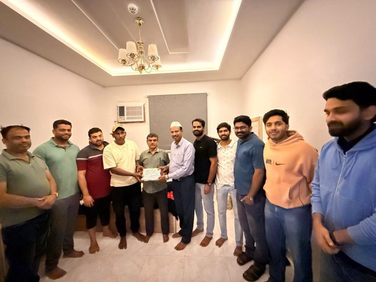 മുസ്തഫ വാണിയക്കണ്ടിക്ക് സ്വീകരണം നൽകി