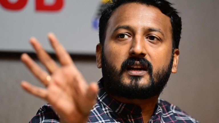 ഹൈക്കോടതി രാഹുലിന്റെ അറസ്റ്റ് തടഞ്ഞു; രണ്ടാമത്തെ കേസിലും അതിവേഗ നീക്കം