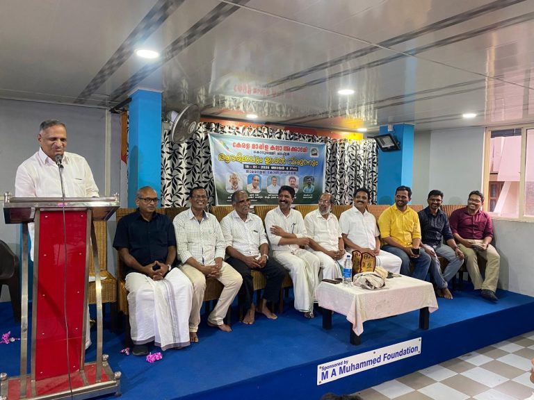 ഹസൻ നെടിയനാടിനും, എൻ.കെ. അഹമ്മദ് മാസ്റ്റർക്കും മാപ്പിള കലാ അക്കാദമിയുടെ സ്നേഹാദരം