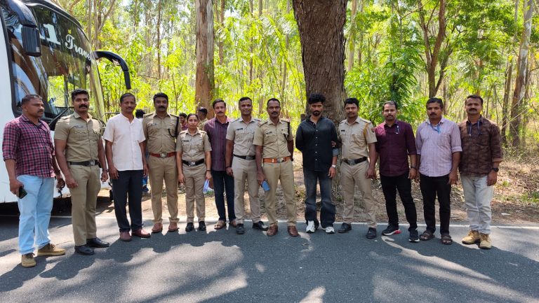 സംസ്ഥാന അതിർത്തി പൊൻകുഴിയിൽ വൻ രാസ ലഹരി വേട്ട