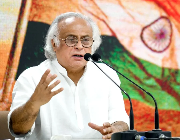 ‘മുഖ്യമന്ത്രി ആരെന്ന് തീരുമാനമായി; പ്രഖ്യാപനം വ്യാഴാഴ്ച’ കൂടിക്കാഴ്ചക്ക് ശേഷം ജയറാം രമേശ്