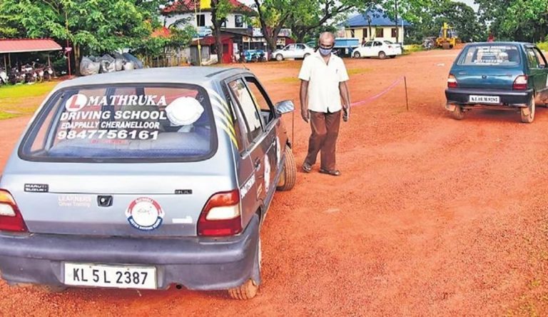 ഡ്രൈവിങ് ടെസ്റ്റില്‍ നിര്‍ണായക മാറ്റം; ഇനി മുതല്‍ റിവേഴ്‌സ് കാമറ ഉപയോഗിക്കാം, ഇളവുമായി എംവിഡി