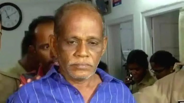 നെന്മാറ ഇരട്ടക്കൊലപാതകം; ചെന്താമര കുറ്റക്കാരനെന്ന് കോടതി, തൂക്കിക്കൊന്നോളൂവെന്ന് പ്രതി
