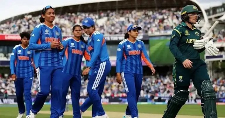 വനിതാ ഏഷ്യ കപ്പില്‍ പാകിസ്ഥാനെ തകര്‍ത്തെറിഞ്ഞ് ഇന്ത്യ: 7 വിക്കറ്റിന്റെ വമ്പൻ ജയം; സ്പിൻ കെണിയില്‍ വീണ് പാകിസ്ഥാൻ