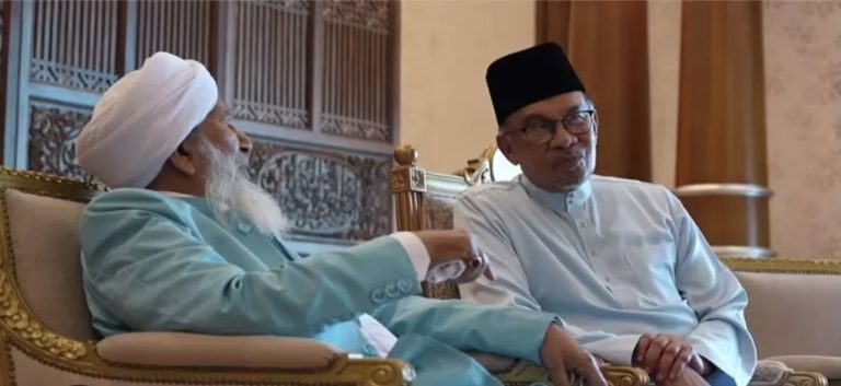 മലേഷ്യന്‍ പ്രധാനമന്ത്രി കാന്തപുരം എ.പി അബൂബക്കര്‍ മുസ്‌ലിയാരെ സന്ദര്‍ശിക്കും