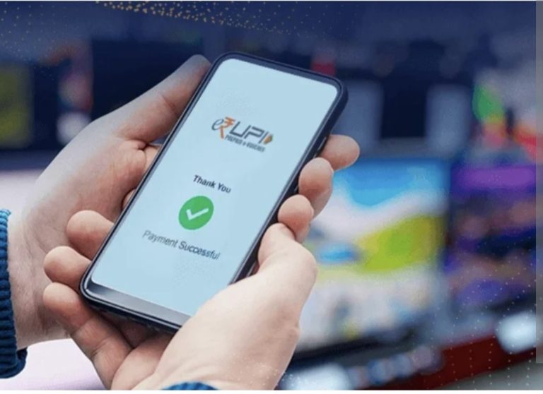 🛑2,000 രൂപയ്ക്ക് മുകളിലുള്ള യുപിഐ പേയ്‌മെന്റുകൾക്ക് ഇനി ചാർജ് ഈടാക്കും; വിജ്ഞാപനമിറക്കി ധനമന്ത്രാലയം.