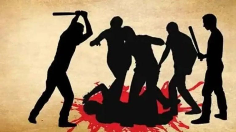 പാലക്കാട് ഭിക്ഷാടകനെ മര്‍ദിച്ച്‌ കൊലപ്പെടുത്തി; അഞ്ച് പേര്‍ പൊലീസ് പിടിയില്‍